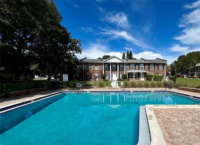 Building Photo - 5850 Cypress Gardens Blvd Unit 604