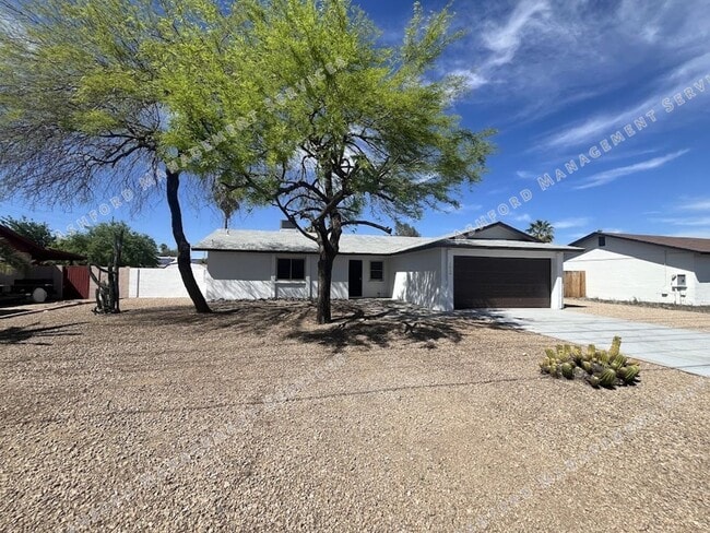 Photo - BEAUTIFUL 3 BEDROOM 2 BATHROOM HOME IN NORTH PHOENIX