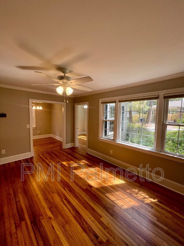 Photo - 746 Deerwood St