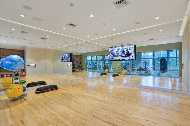 Photo - 16385 Biscayne Blvd Unit 1518