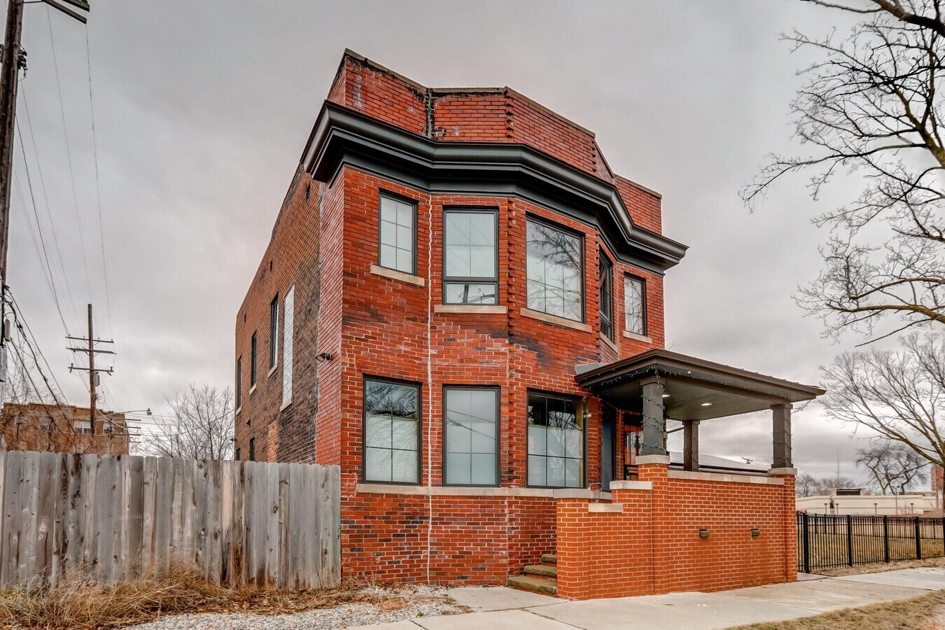 Photo - 3601 Cochrane St