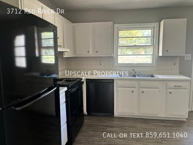 Photo - 3712 Red River Dr