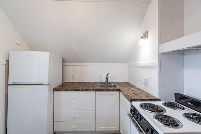 Building Photo - 2119-2121 16th St S Unit 2119