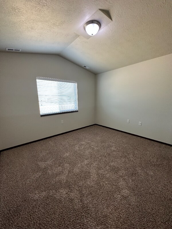 7524 S Beal Ave Rental House Rental in Sioux Falls, SD