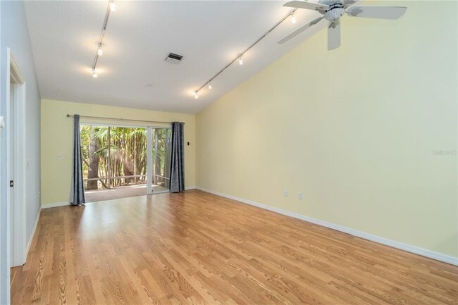 Photo - 642 N Jefferson Ave Unidad 13