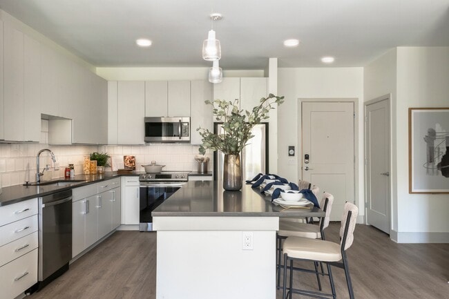 Photo - The Birch at 51 Washington