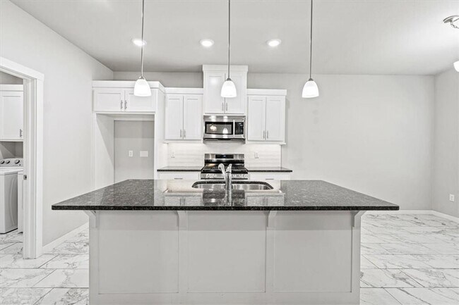 Photo - 200 Tricha Cir SW