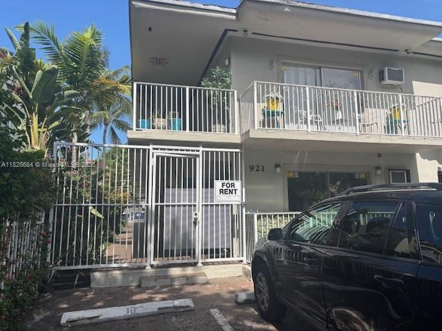 Photo - 921 Meridian Ave Condo Unit 2