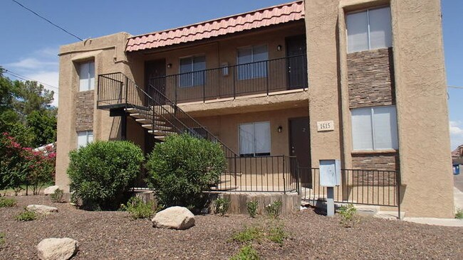 Photo - 1615 N 51st St Unit 8