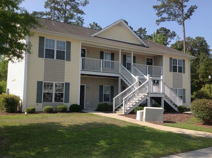 Photo - Holton Place Apartments