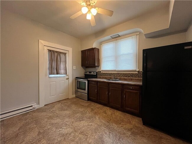 Photo - 316 North St Unit 2