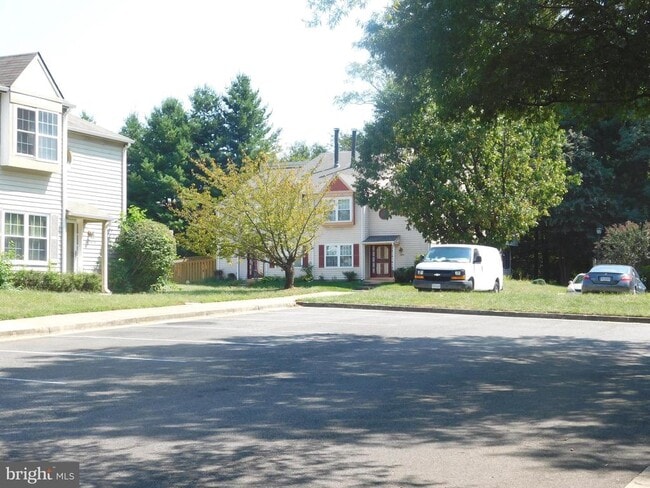Photo - 10483 Campus Way S