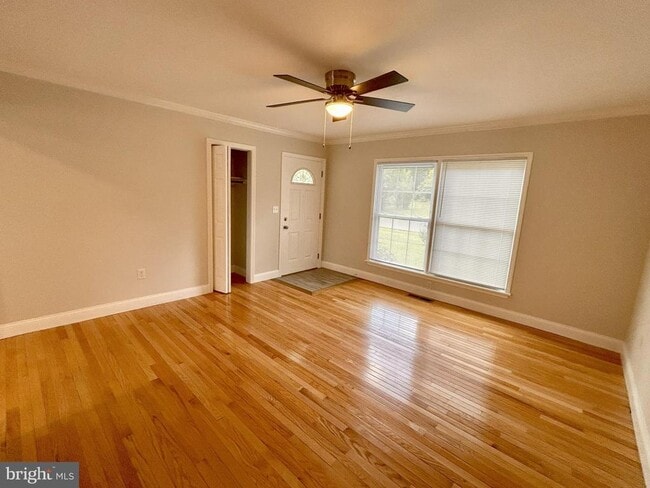 Building Photo - 3108 Waverly Dr