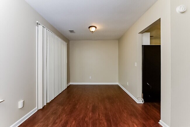 Photo - 3122 Chippewa Dr