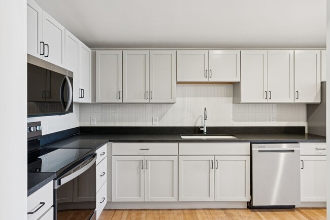 Photo - 129 Main St Unit 301