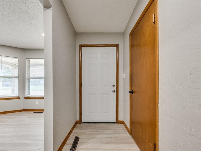 Photo - 412 Sundown Dr