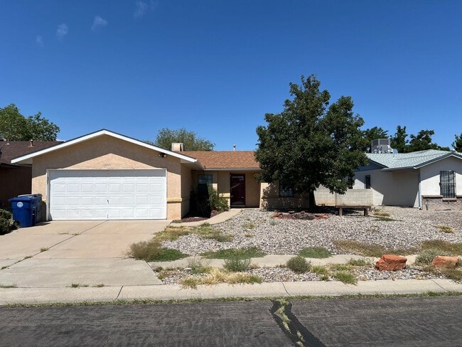 Building Photo - Taylor Ranch 3 Bedrooms 2 Bath 2/CG 1800/sf Rental