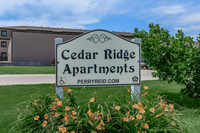 Cedar Ridge - Cedar Ridge Apartments