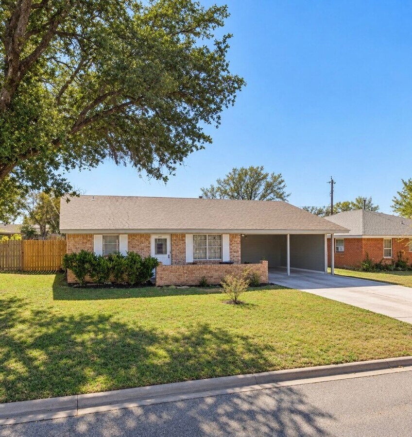 Photo - 109 Norwood Dr