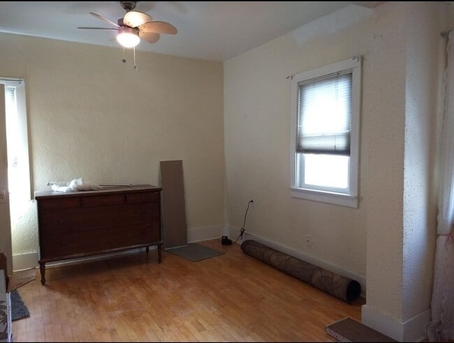 Photo - 338 Ellis St