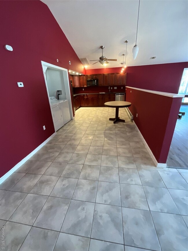 Photo - 80 Old Quaker Hill Rd