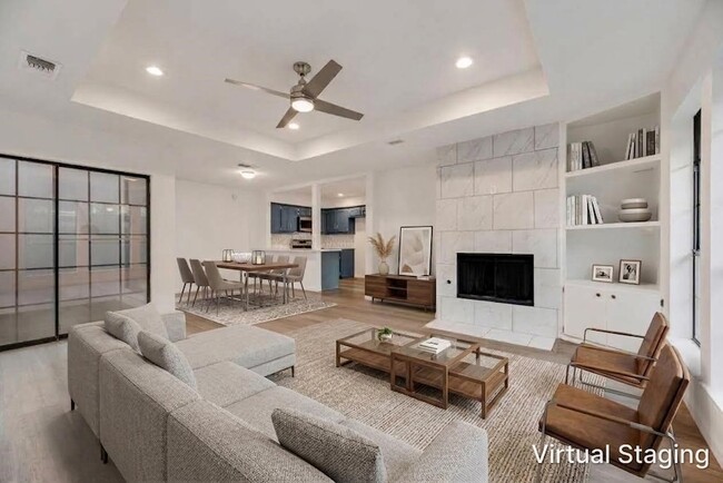 Photo - 2946 Allister St