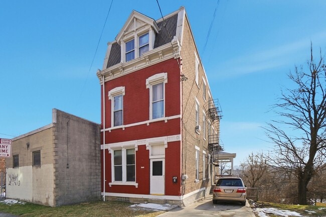 Photo - 1900 State Ave Unit 1