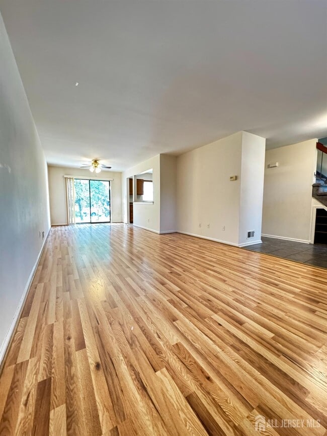 2703 Deerfield Dr