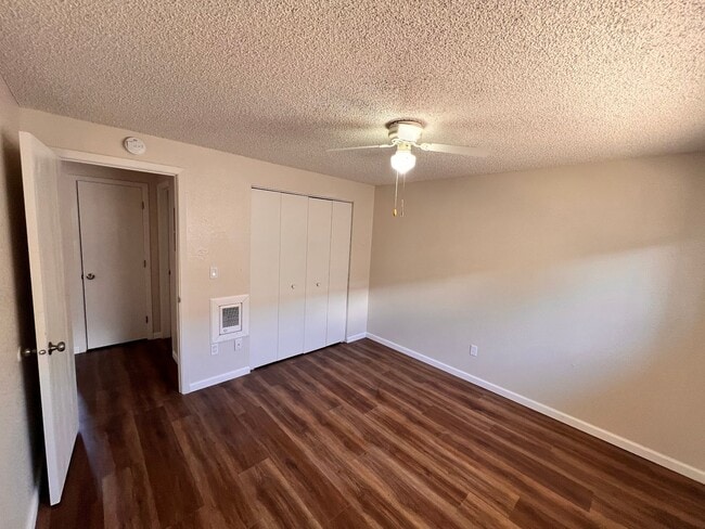 Photo - 200 E Park St Unidad 2