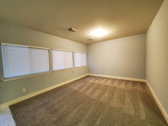 Building Photo - 5722 Sonoma Ridge Rental