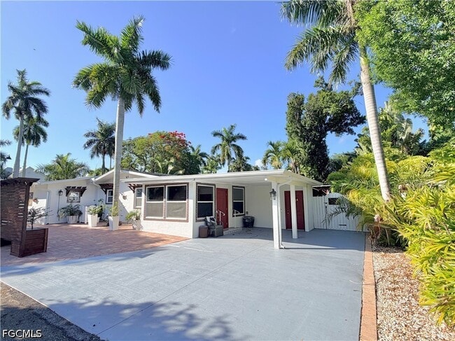 Photo - 2702 McGregor Blvd