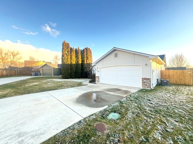 Photo - 4160 E Carnation Ct