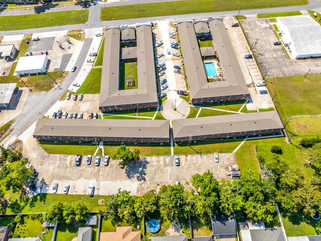 Quail Court Apartments