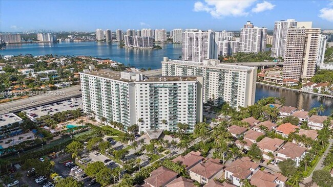Photo - 19380 Collins Ave Unit 121