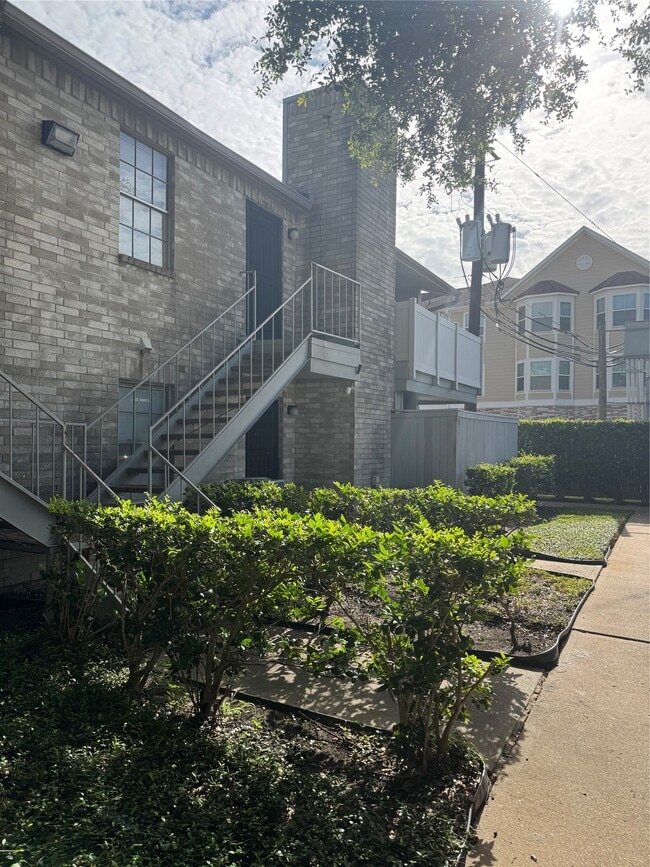 Photo - 10821 Braes Bend Dr
