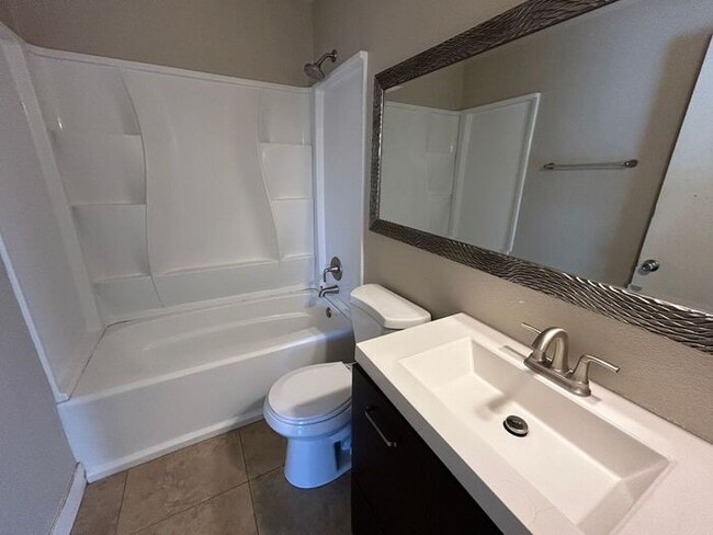 Photo - 859 S Ext Rd