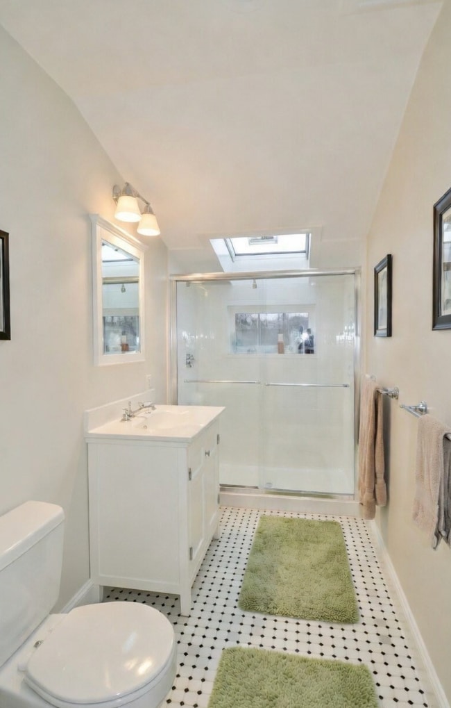 Photo - 27 Crosby Rd Unit 3