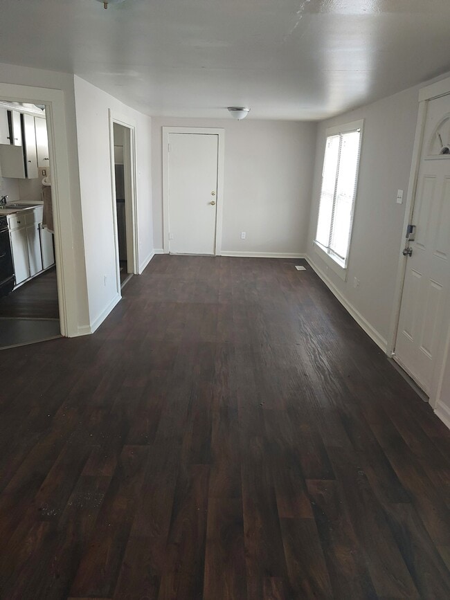 Photo - 1514 W Short 17th St