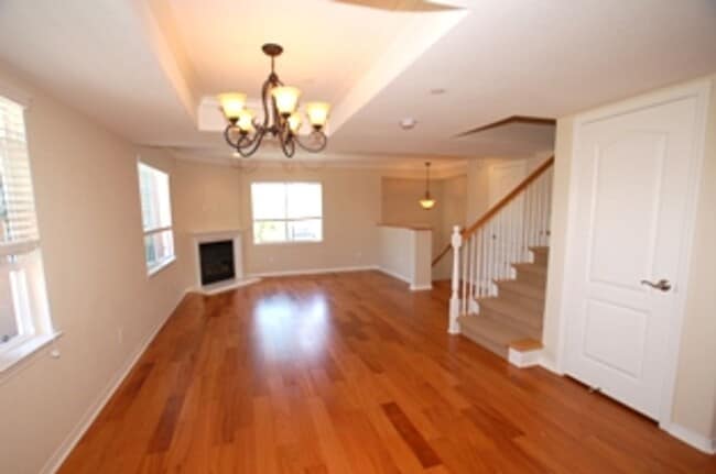 Photo - 1045 Loretta Ln