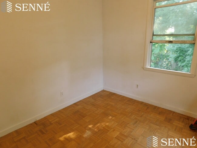 10 Gilmore St Unit 3