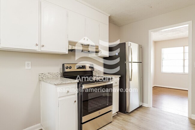Photo - 6825 6th Ave S