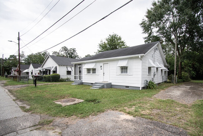 Building Photo - 114 Calvary Dr Rental