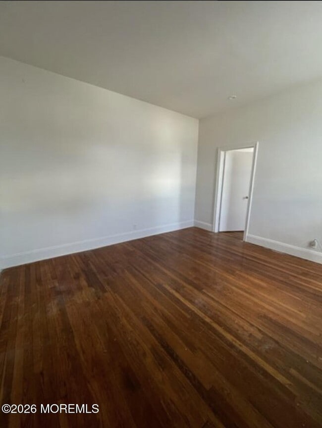 Photo - 24 Bay Ave Unit 4