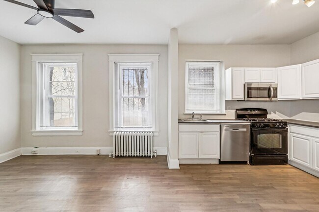 Photo - 150 Seaton Pl NW Unidad #1