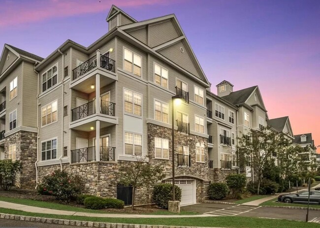 Building Photo - 6301 Lydia Hollow Dr Unit 6301