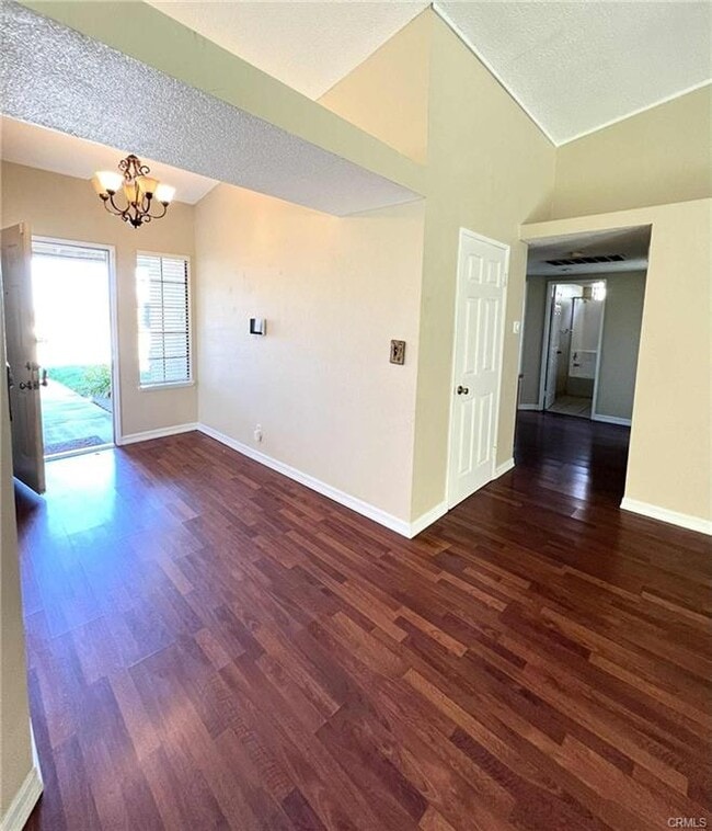 Photo - 4620 Grandview Dr