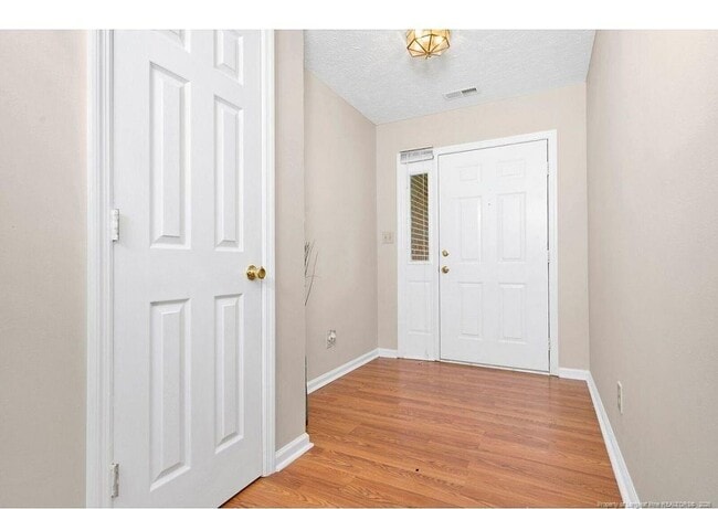 Photo - 7132 Kearny Ave