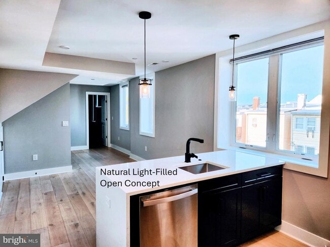 Photo - 1915 H St NE