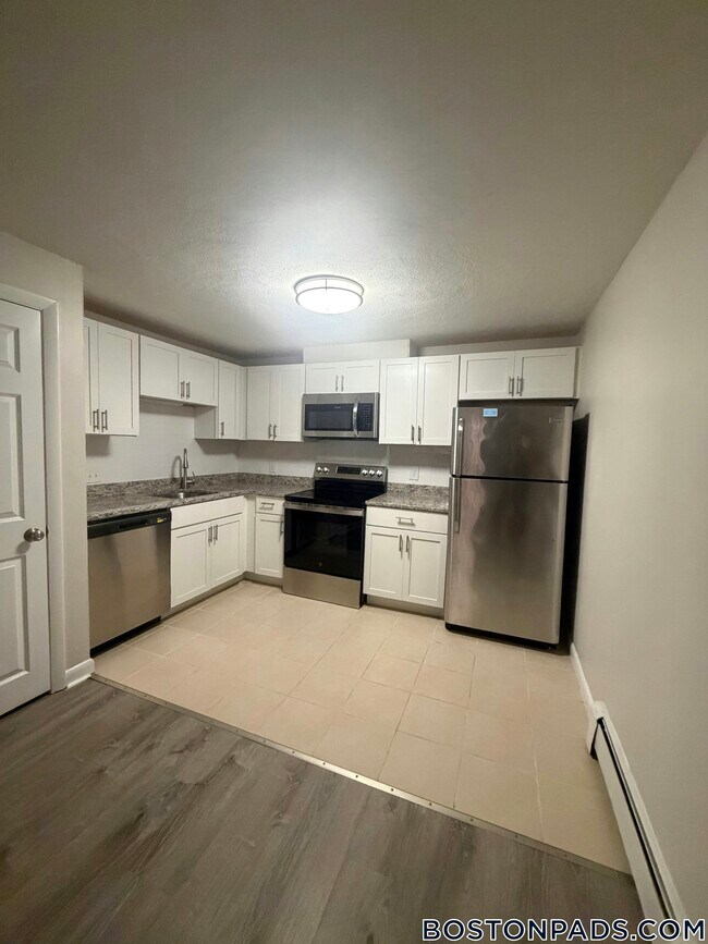 Building Photo - 70 Mill St Unit 3