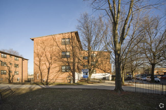 Kenilworth Parkside - Kenilworth Parkside Apartments